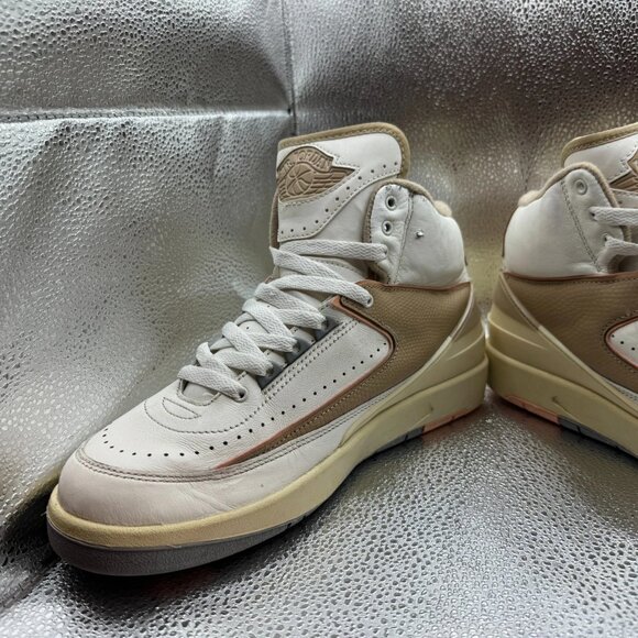Size 9 Nike Air Jordan 2 Womens Retro Sail Desert Sunset Sneaker DX4400-118 - Picture 4 of 10